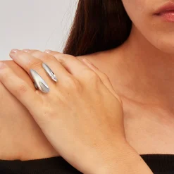 B WHISPER-STAINLESS STEEL RING