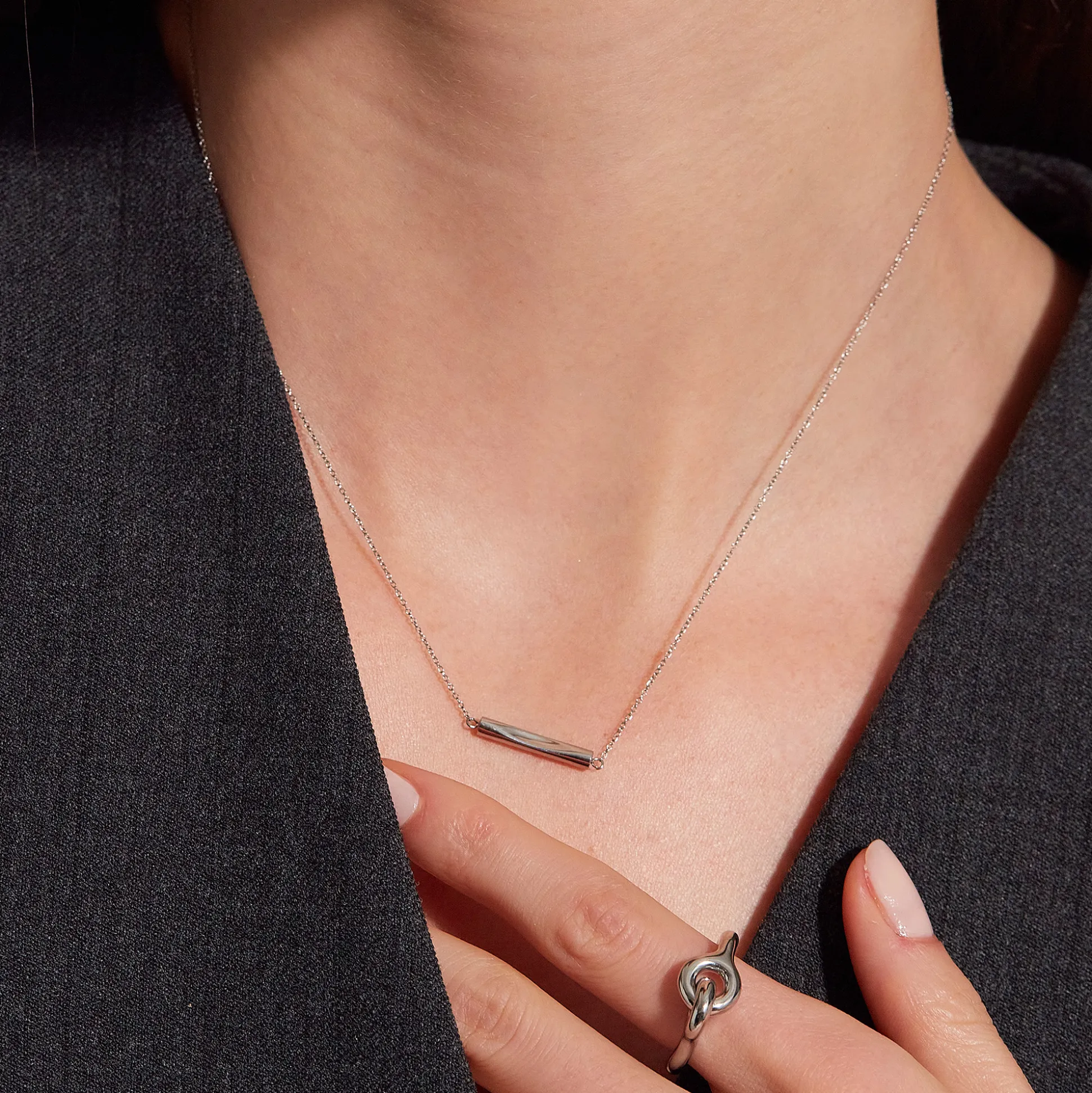 FLOW-STAINLESS STEEL NECKLACE