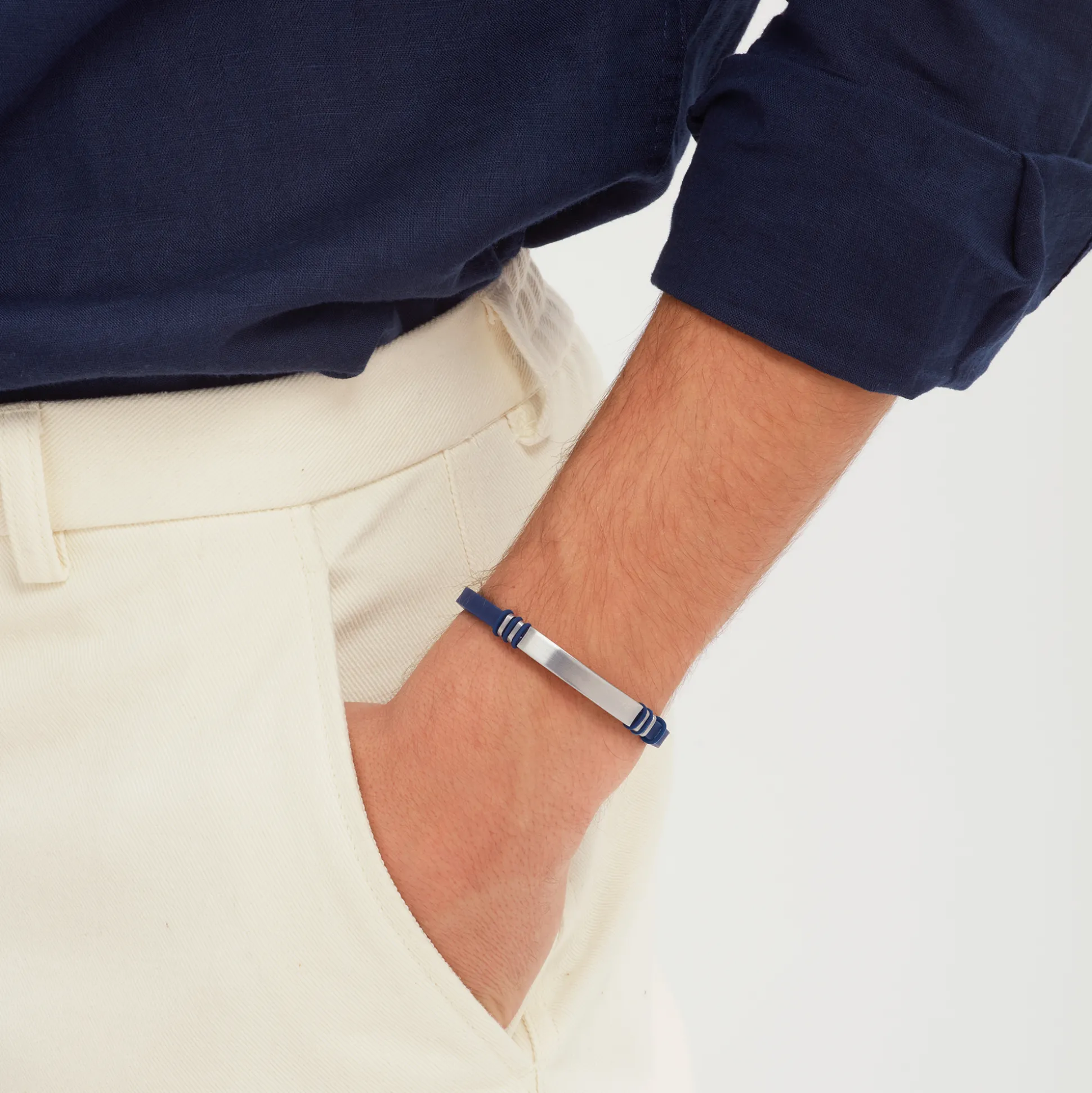 LIGHT CUFF-BLUE LIGHT CUFF BRACELET